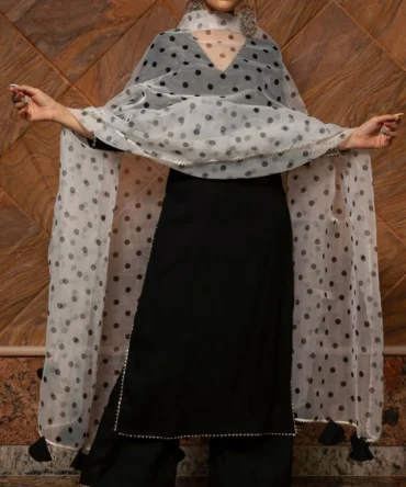 Black Rayon Kurta Suit Set With Organza Dupatta