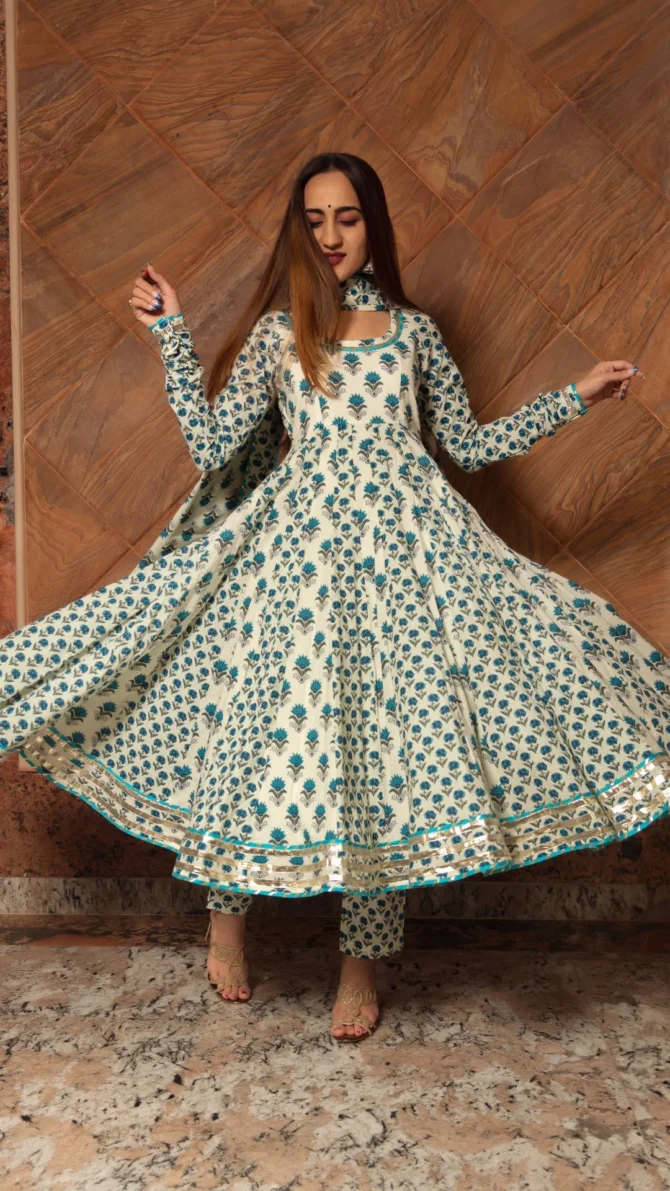 Paisely Cotton Kalidar Anarkali Set - Image 6